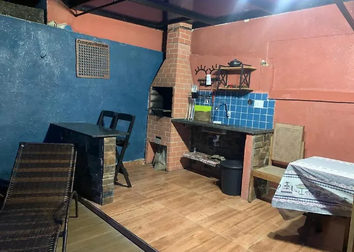 Casa Em Peruibe 3 Dormitorios Sendo 1 Suite Pe Na Areia