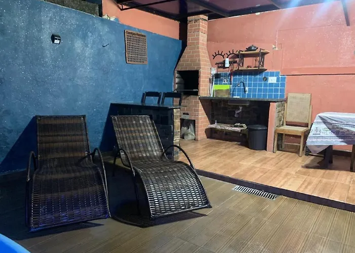 Casa Em Peruibe 3 Dormitorios Sendo 1 Suite Pe Na Areia
