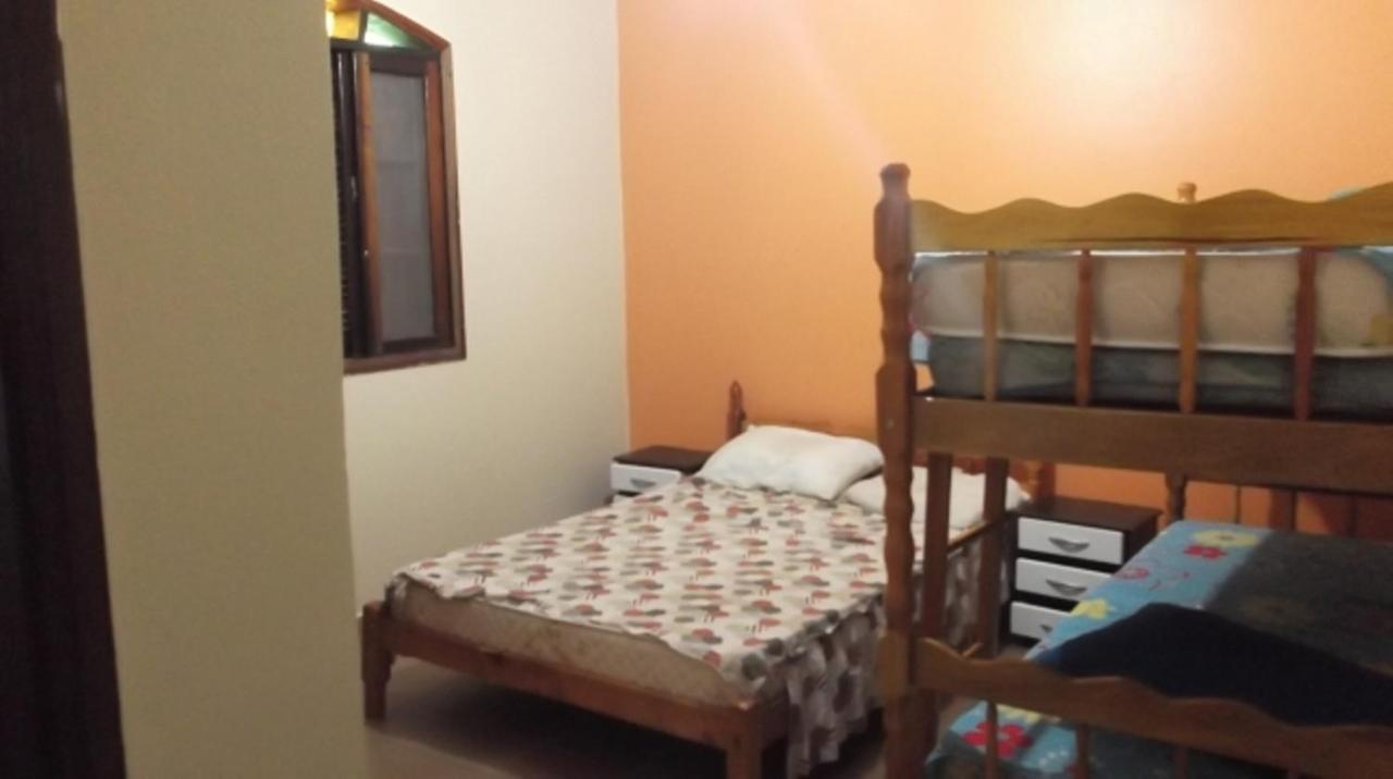 Casa Em 3 Sendo 1 Pe Na Areia Peruibe