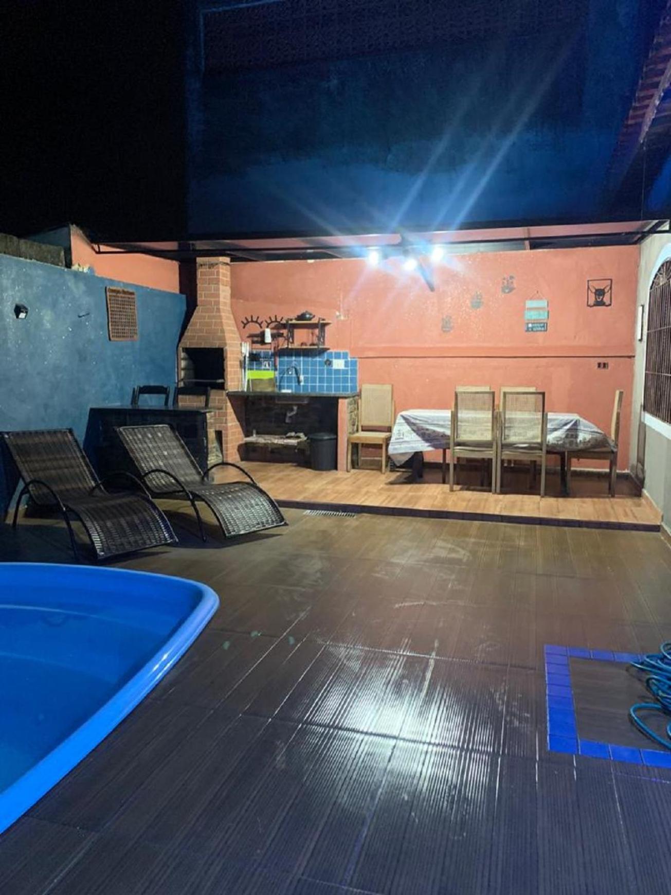 Casa Em 3 Sendo 1 Pe Na Areia Holiday home *