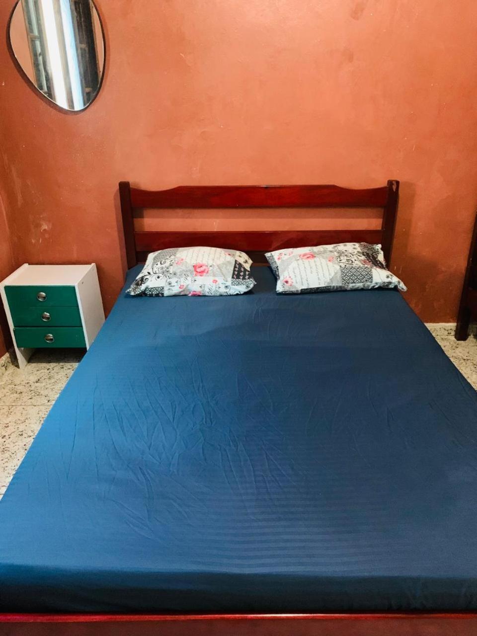 Casa Em 3 Sendo 1 Pe Na Areia Peruibe